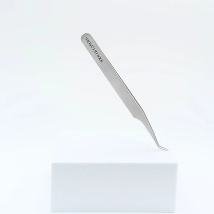Multifunctional eyelash extension tweezer – ideal for isolation, classic lash application, and volume fan creation